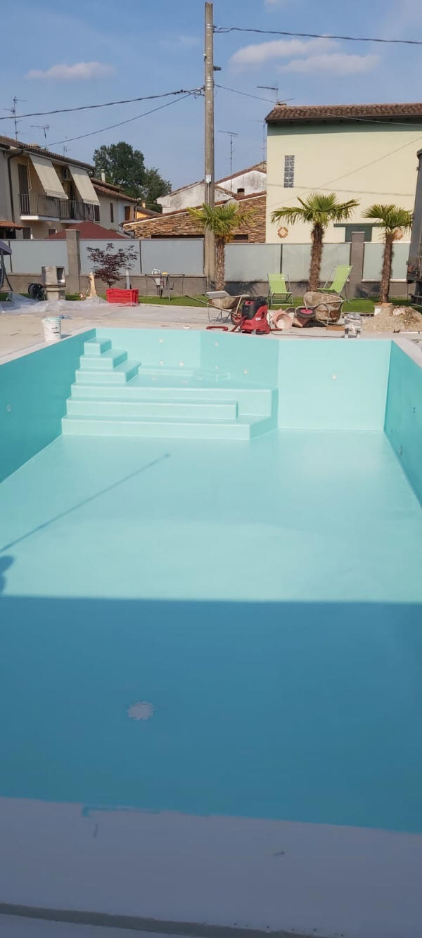 impermeabilizzazione piscina con poliurea